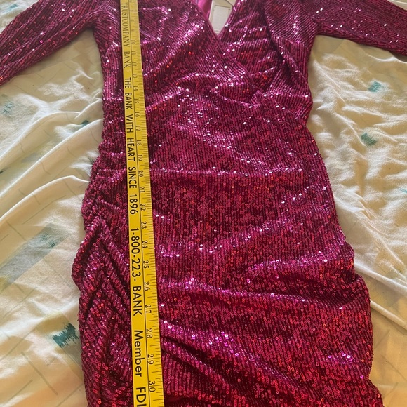 Parker pink sequined dress - Picture 11 of 17
